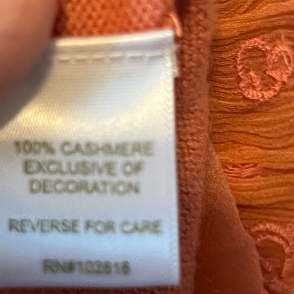 Cashmere Sweater - Picture 5 of 8